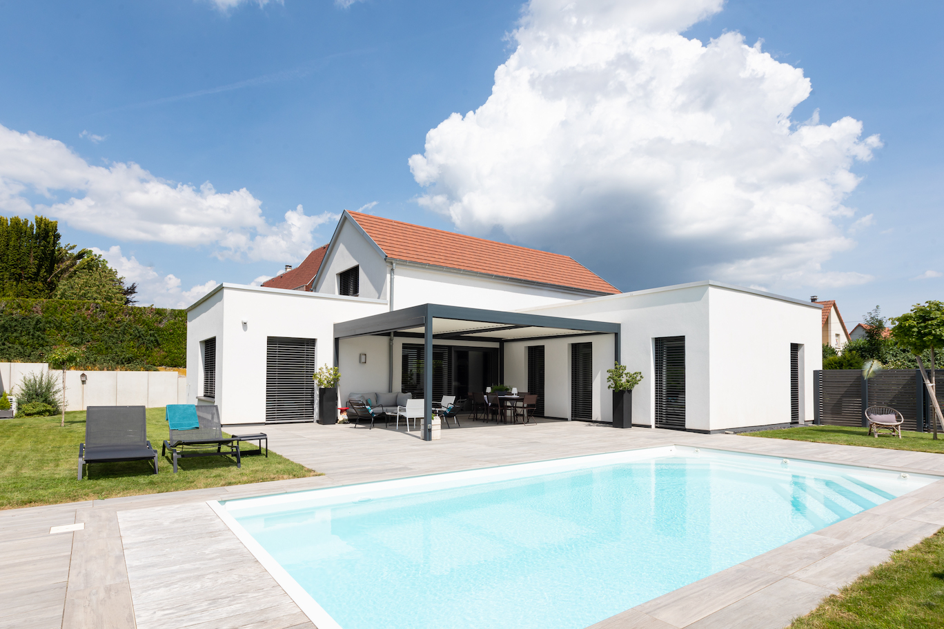 Dynamic Content Image